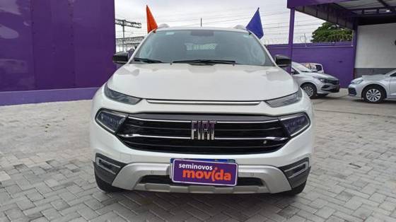 FIAT TORO 2.0 16V TURBO DIESEL VOLCANO 4WD AT9 FIAT TORO 2.0 16V TURBO DIESEL VOLCANO 4WD AT9